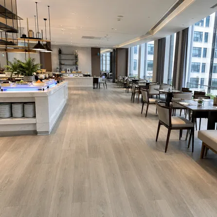 SPC flooring in hotel and restaurant food service environment